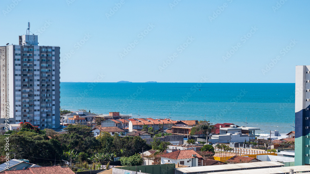 mar azul em Balneário Piçarras, Santa Catarina, Brasil mar azul em Balneário Piçarras, Santa Catarina, Brasil