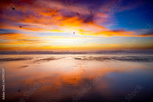 Fototapeta Naklejka Na Ścianę i Meble -  Sunset at Ocean Beach