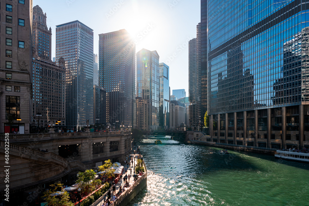 Fototapeta premium Chicago city view with business skyscrapers, office buildings and river