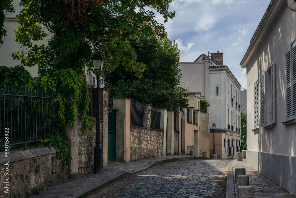 Old houses and urban decay in Montmartre, Paris