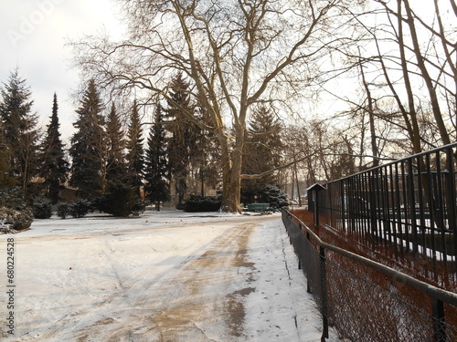 Park in winter with snow © TK_Office