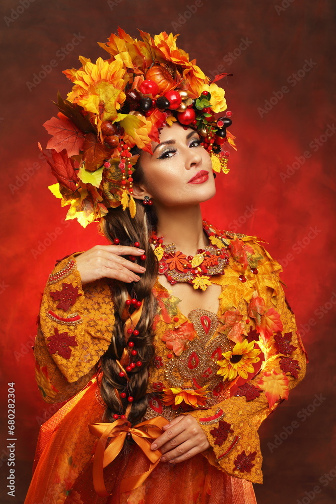 Atumn Queen woman in costume Atumn Queen woman in costume