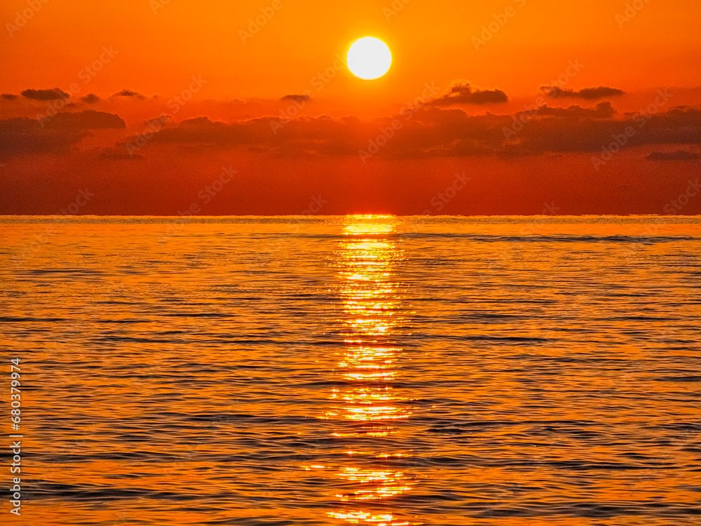 제주도 광치기해변 일출 (Sunrise at Gwanggichi Beach, Jeju Island) 제주도 광치기해변 일출 (Sunrise at Gwanggichi Beach, Jeju Island)