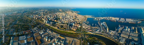 Obraz na płótnie Aerial voew of the port of Tarragona, (Port de Tarragona), one of the largest seaports of Spain w salonie