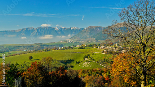 Foliage d autunno nelle vallate di Camposilvano ai piedi dell altopiano di Lessinia. Verona  Veneto
