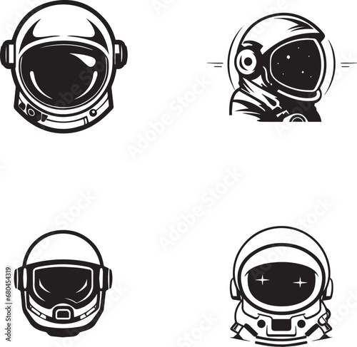 4 caschi spaziali
