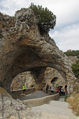 Fototapeta Naklejka Na Ścianę i Meble -  Tourists visiting the Ventano del Diablo        