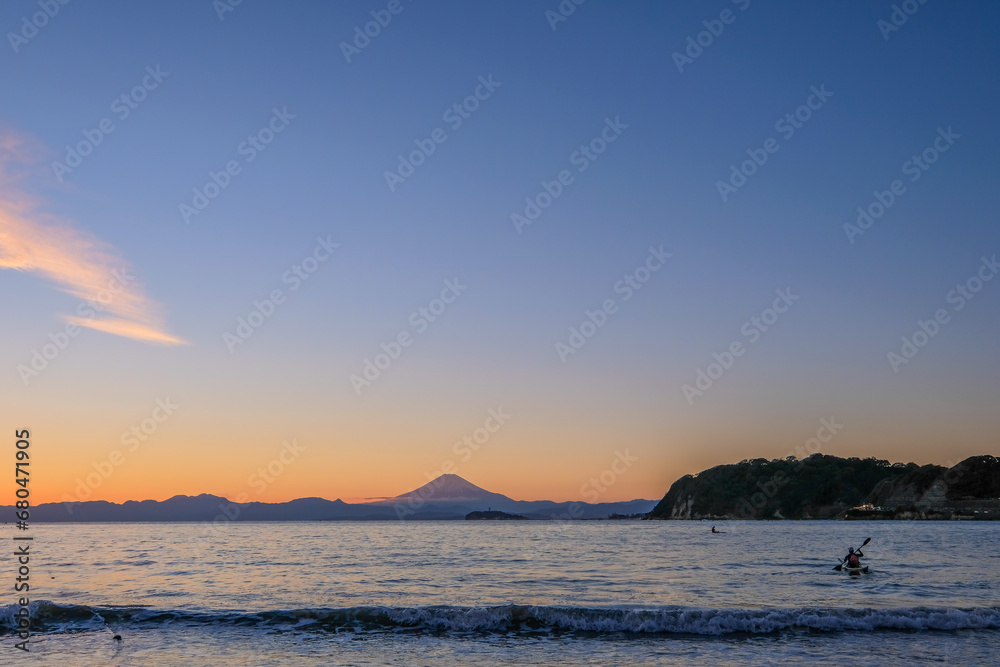 神奈川県逗子市逗子海岸からの夕日 神奈川県逗子市逗子海岸からの夕日