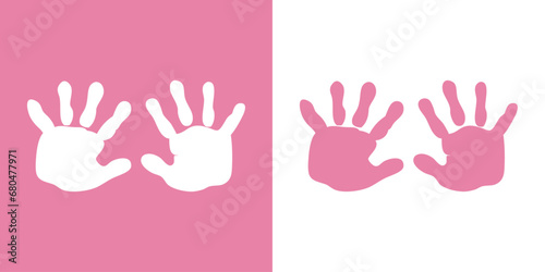 Anuncio de llegada de bebé niña. Palmas de niña. Silueta de huella de mano color rosa para su uso en invitaciones y tarjetas photo