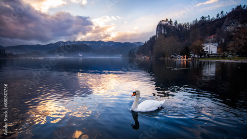 Fototapeta Naklejka Na Ścianę i Meble -  sunset in the lake