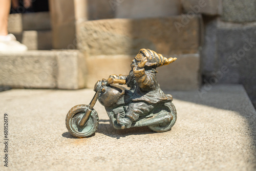 Quadro su tela Hundreds of Wroclaw dwarf figurines appeared in the city - Wroclaw, Poland