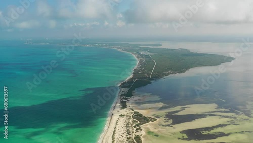 Vista aerea Isla Blanca, Cancun photo