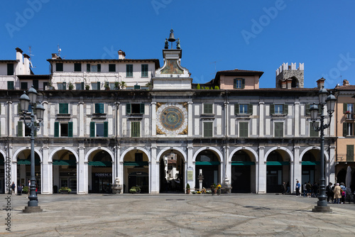Piazza della Loggia à Brescia photo