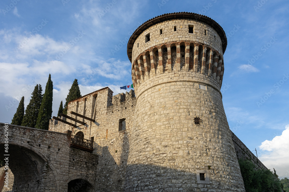 Donjon du château de Brescia