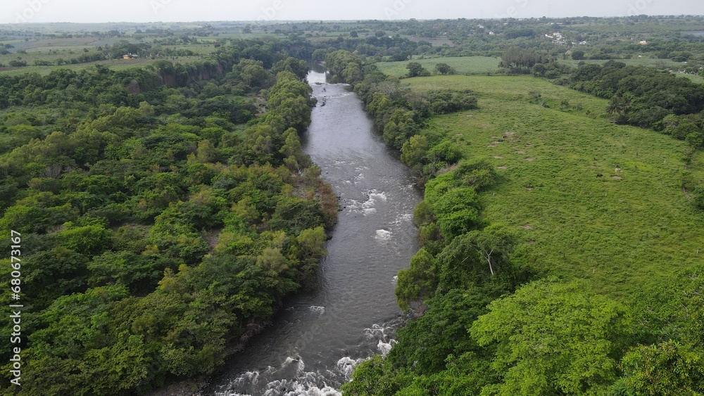 Chichicaxtle Veracruz vuelo al paisaje con rio y barrancas Chichicaxtle Veracruz vuelo al paisaje con rio y barrancas