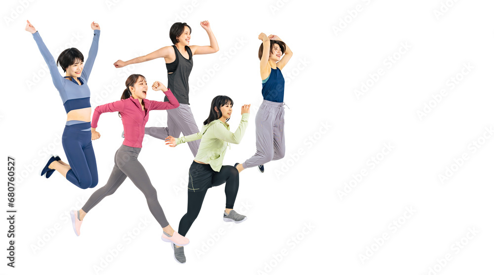 ジャンプするスポーツウェアを着た女性グループ　切り抜き背景透過写真PNG