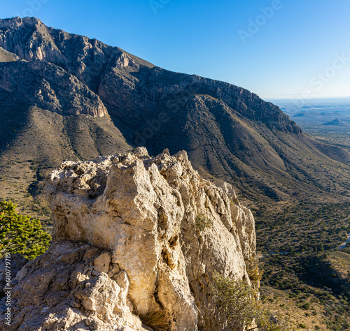 Limestone Formation on The Guadalupe Peak Trail With Hunter Peak in The Distance, Guadalupe Mountains National Park, Texas, USA