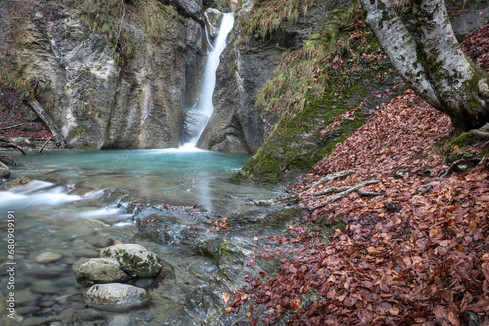 Fototapeta premium Arrako waterfall in Navarre, Spain
