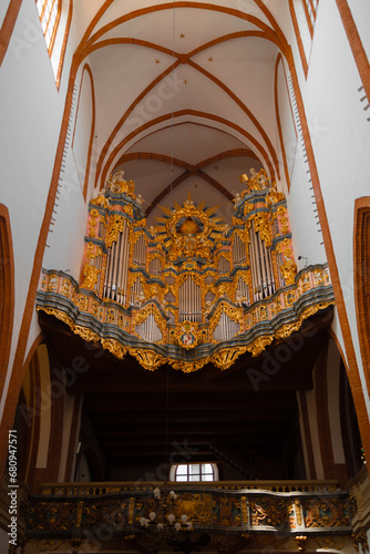 Billede på lærred Wroclaw, Poland - June 2023: Organ of Garrison Church - Basilica of St Elisabeth located in historic part of Wroclaw city, Poland