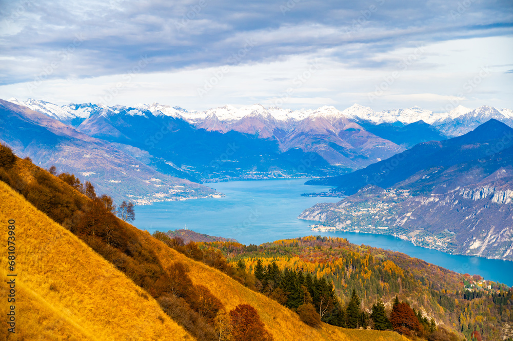 Panorama of Lake Como, photographed in autumn from Monte San Primo, with the surrounding villages and mountains.
