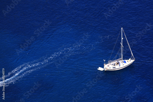 sailing boat photo