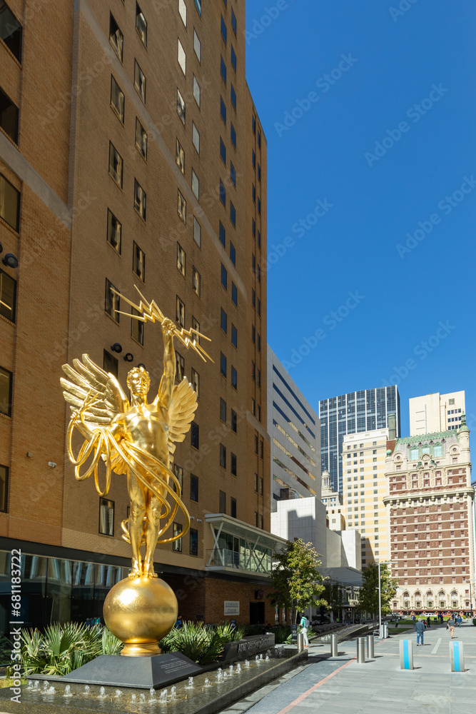 statue SPIRIT OF COMMUNICATION, Originally placed on the roof of ATT ...