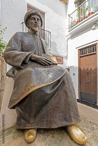 Obraz na plátně Statue of Maimonides, in Cordoba, Andalusia, Spain in the heart of Cordoba's Jew