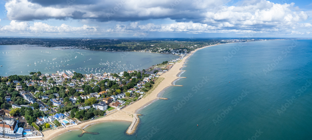 amazing aerial panorama view of Sandbanks Beach and Cubs Beach in Bournemouth, Poole and Dorset, England. - obrazy, fototapety, plakaty 