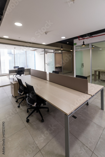 Fototapeta Naklejka Na Ścianę i Meble -  Furnished and equipped offices for rent in the business district of Panama City