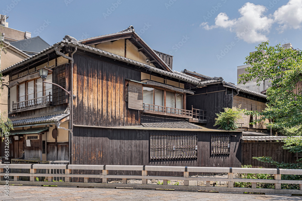 Higashi Chaya District in Kanazawa, Japan.
Great wooden vintage houses along the streets of this old town.
