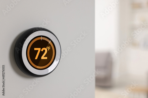 Vászonkép Thermostat displaying temperature in Fahrenheit scale