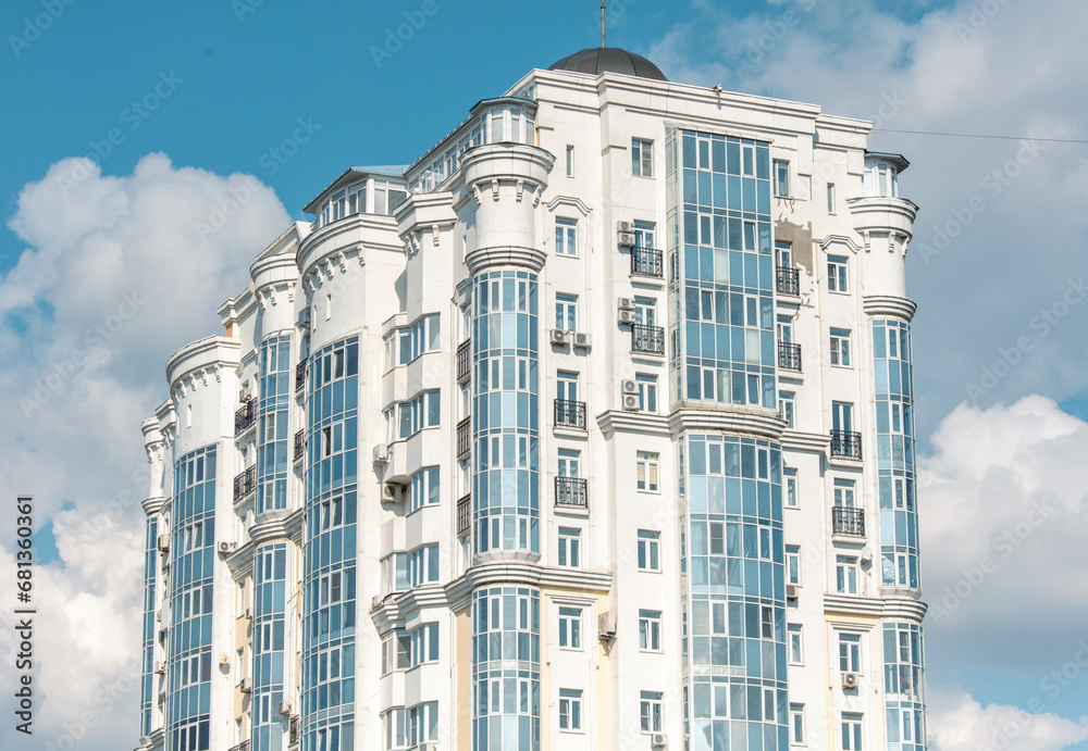 Fototapeta premium New multi-storey buildings against the sky
