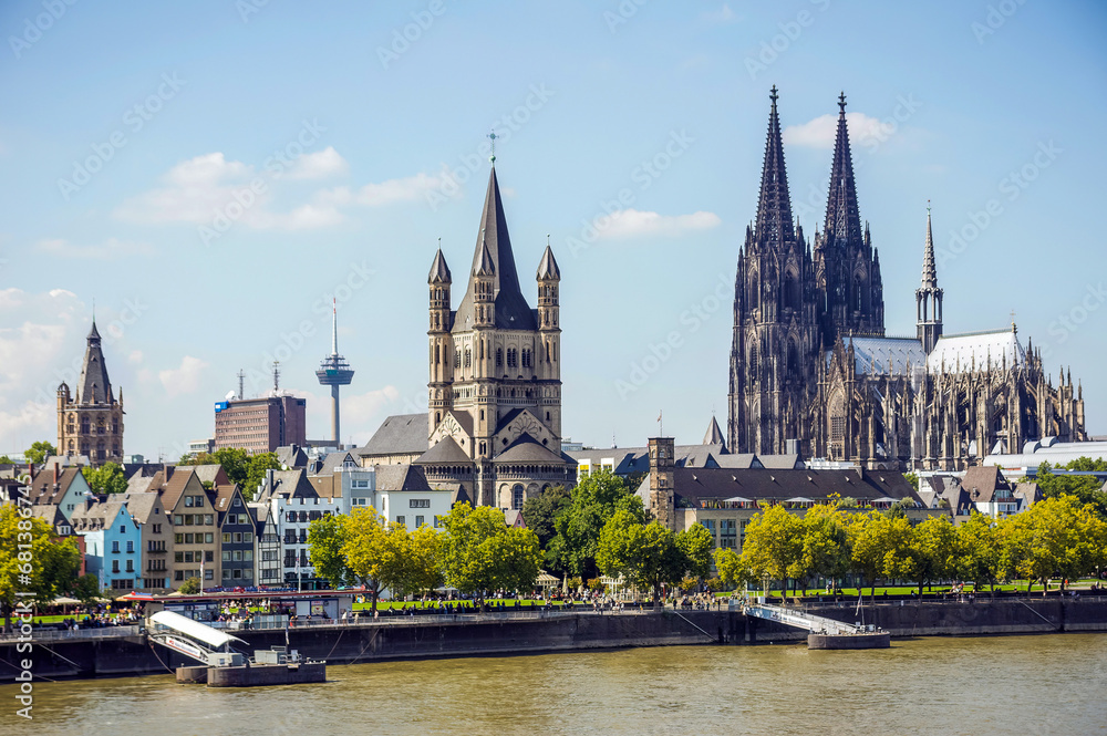 Fototapeta premium View of old town Cologne, Germany