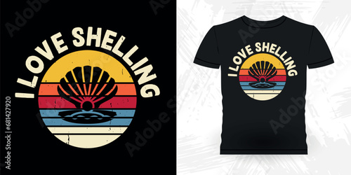 Funny Shell Collector Beach Shelling Vintage Seashell T-shirt Design