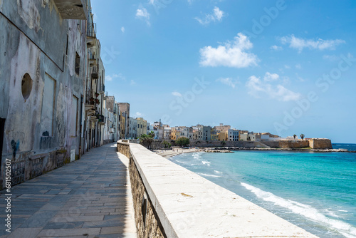 Fototapeta Naklejka Na Ścianę i Meble -  Promenade and beach in Marsala, Trapani, Sicily, Italy