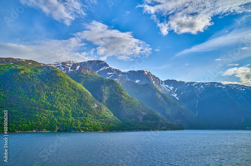 Norwway, the splendid nature and the typical architectures