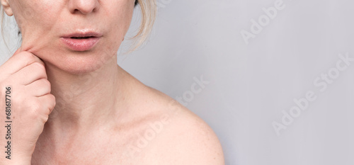 Facial gymnastics against aging. Self-massage along the facial contour