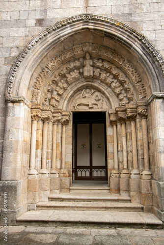 Iglesia de Santiago at Betanzos, Galicia © laudibi