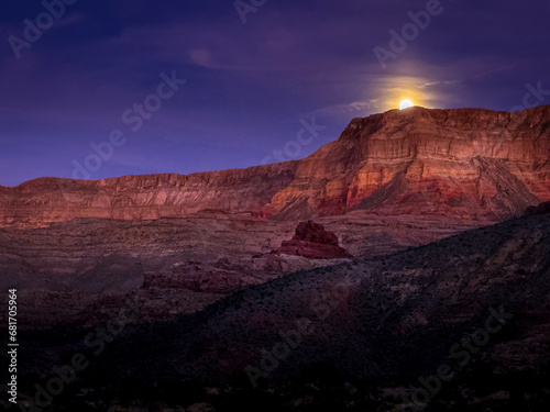Obraz na płótnie Moonrise Over Virgin River Gorge aka Cedar Pocket, Arizona w salonie