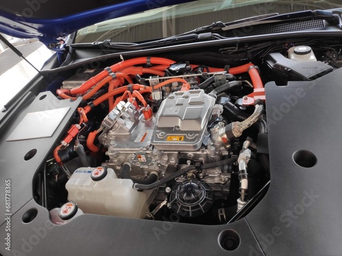 Hydrogen hybrid engine Toyota Mirai