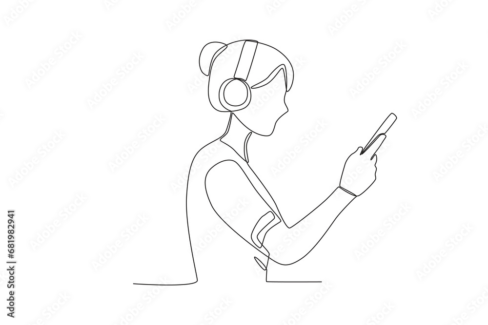 Single one line drawing social media of woman listening to podcast on mobile phone. Continuous line draw design vector
Single one line drawing social media of woman listening to podcast on mobile phone. Continuous line draw design vector