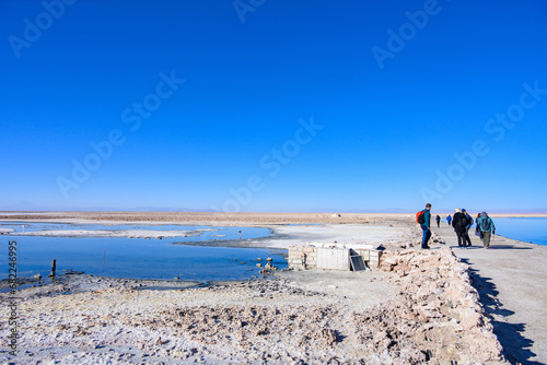 Vista geral da Laguna Chaxas no deserto do Atacama. 2023. photo