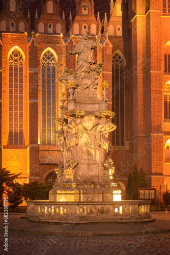 Obraz na płótnie Statue of St. John Nepomunk at Night, Wroclaw - Poland w salonie