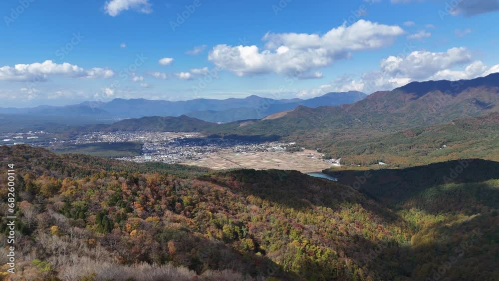 石割山から見る富士山、日本のドローン映像、山梨県 石割山から見る富士山、日本のドローン映像、山梨県