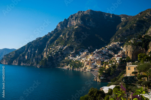 Positano, Italy: Capturing Coastal Elegance on the Amalfi Coast © creativefamily
