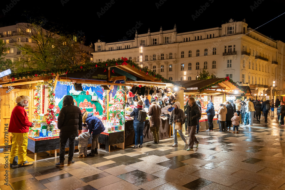 Fototapeta premium Famous christmas market in Budapest Hungary. There is on the Worosmarty square next to the Vaci and Fashion street