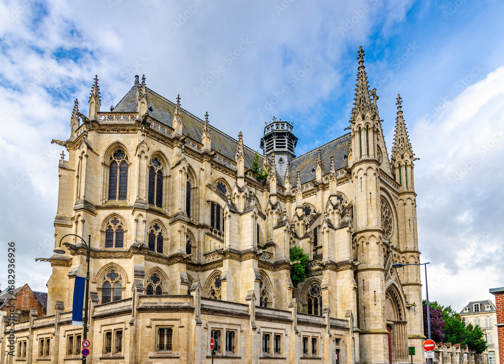 Fototapeta premium Eglise Saint-Remi d'Amiens catholic church neogothic architecture style building in Amiens old historical city centre, Somme department, Hauts-de-France Region, Northern France