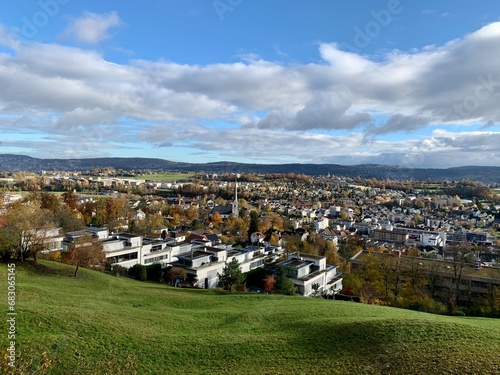Panorama auf die Stadt Adliswil im Sihltal und die katholische Kirche bis nach Kilchberg, im Kanton Zürich - Schweiz photo
