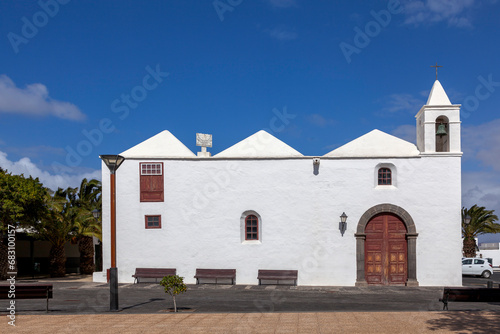 Kirche Iglesia de San Roque in Tinajo, Lanzarote photo