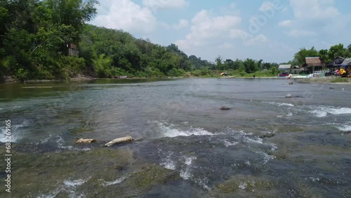 Pulau Mas tourist attraction, a tourist attraction located in the upper reaches of the Central River Regency where the water flows directly from the Meratus mountains, Meratus mountains, Mas Island photo